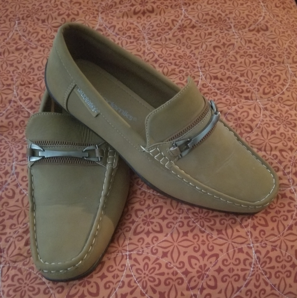 Mens dress shoes
